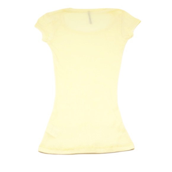 NWOT Chloe K Semi Sheer Fitted Scoopneck Tee💛 - Picture 4 of 7